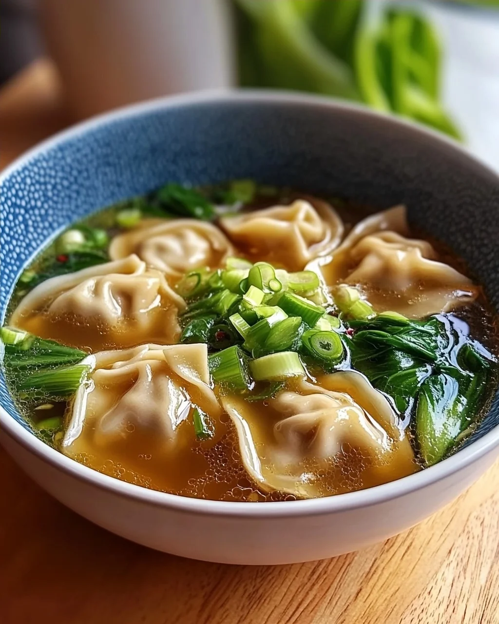 Hähnchen Ingwer Wonton Suppe: Herzhaft & Lecker mit Pak Choi!